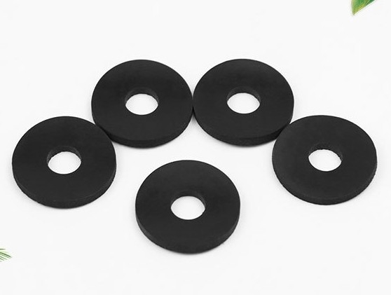Sistema di raffreddamento di tensione di gomma di silicone per la protezione dalla polvere